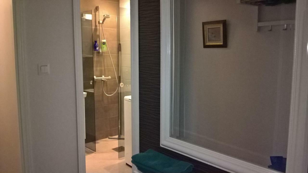 Piriko City Centre Apartment โรวานิเอมิ ภายนอก รูปภาพ
